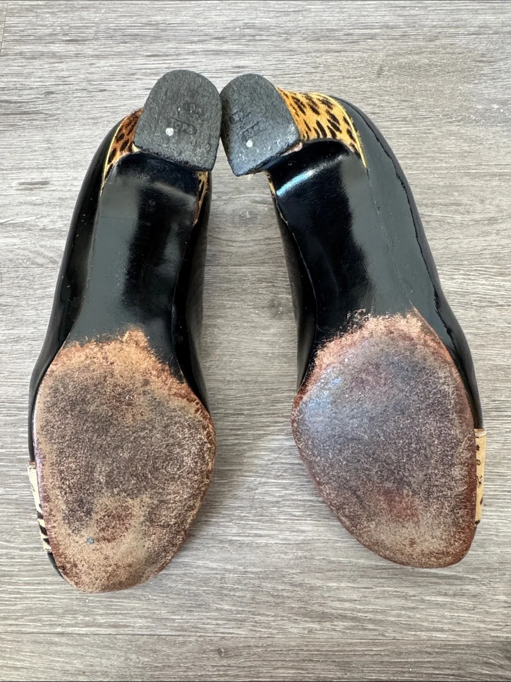 Vintage Black Patent Pumps with Leopard Calf Hair Accent - Picture 7 of 8